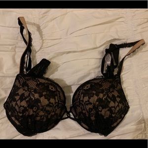 Victoria’s secret bra